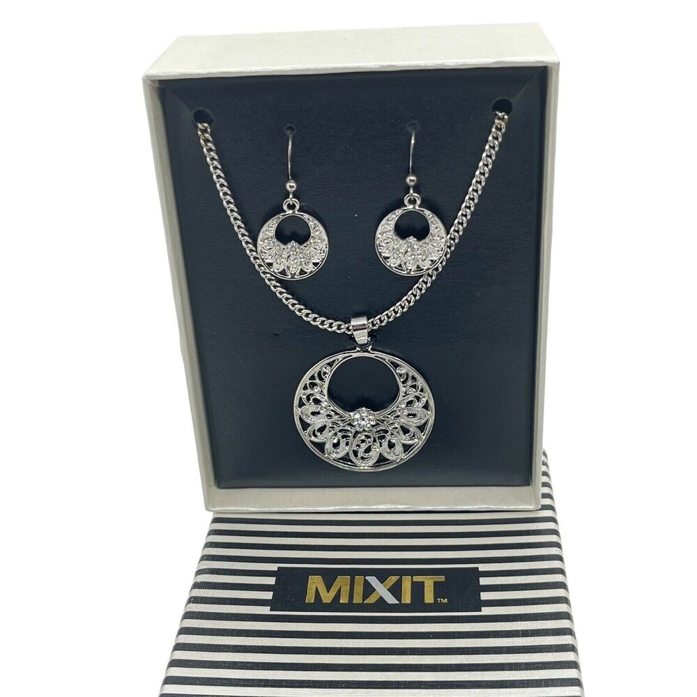 MIXIT Jewelry Set Necklace Earrings New in Box Silver Tone Floral Filagree Gift